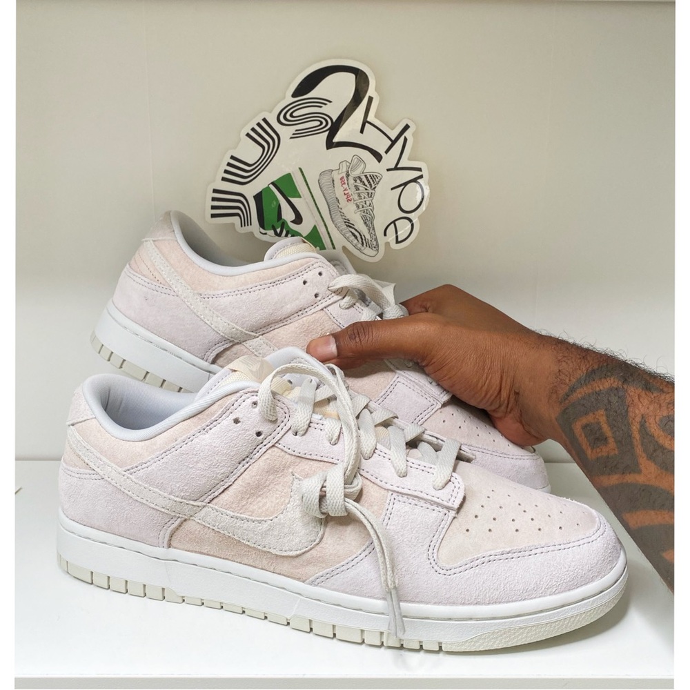 Nike Dunk Low PRM “Vast Grey”